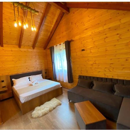 Vermosh Peraj Guesthouse מראה חיצוני תמונה