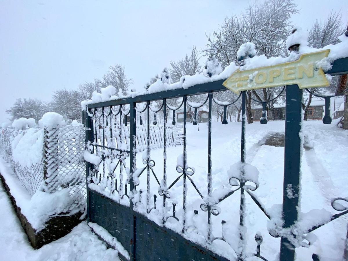Vermosh Peraj Guesthouse מראה חיצוני תמונה